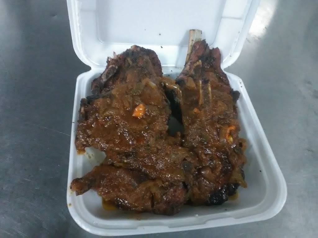 Duckmans Jerk Shack | restaurant | 716 S Galena Ave, Freeport, IL 61032, USA | 8156165820 OR +1 815-616-5820