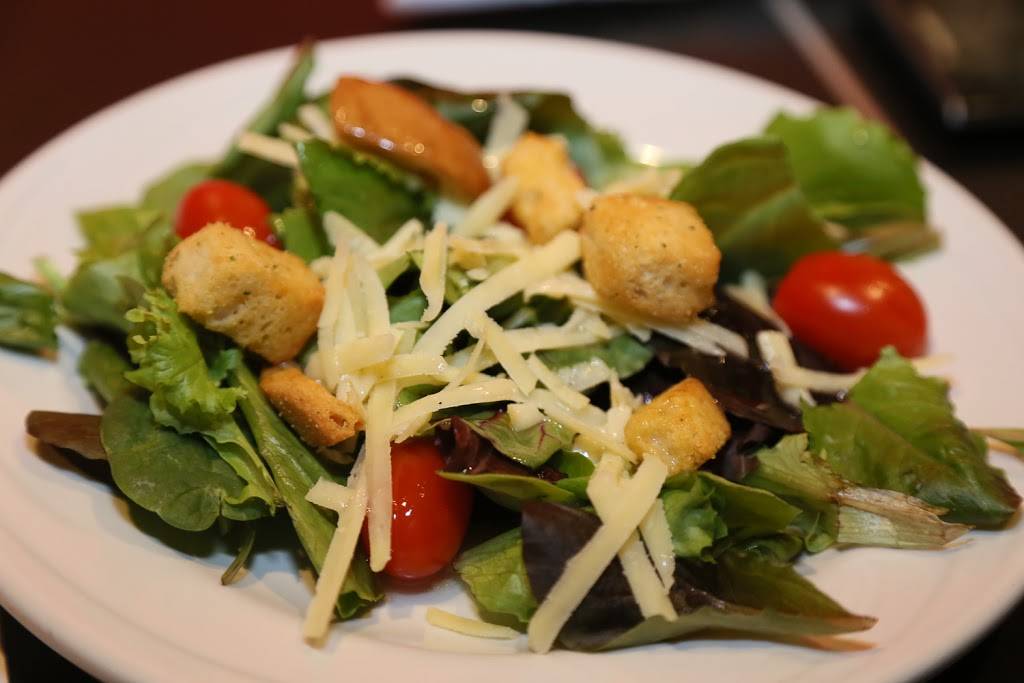 Gunselmans Tavern | restaurant | 21490 Lorain Rd, Fairview Park, OH 44126, USA | 4403315719 OR +1 440-331-5719