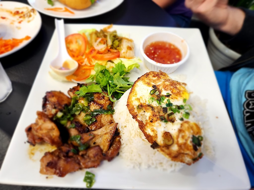 Tiger Phở Vietnamese Kitchen | restaurant | 6413 Jones Creek Rd, Baton Rouge, LA 70817, USA | 2259305448 OR +1 225-930-5448