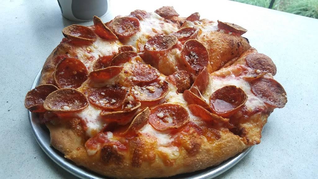 Brenz Pizza Co. Knoxville | restaurant | 1705 Cumberland Ave, Knoxville, TN 37916, USA | 8655252882 OR +1 865-525-2882