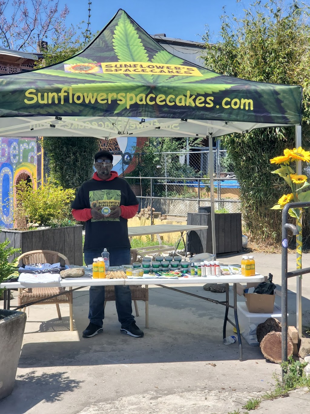 The Lair 420 Social Club | restaurant | 323 N 52nd St 2nd floor, Philadelphia, PA 19139, USA | 2672532929 OR +1 267-253-2929