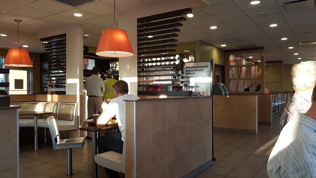 McDonalds | cafe | 1310 S Federal Hwy, Dania Beach, FL 33004, USA | 9549205553 OR +1 954-920-5553
