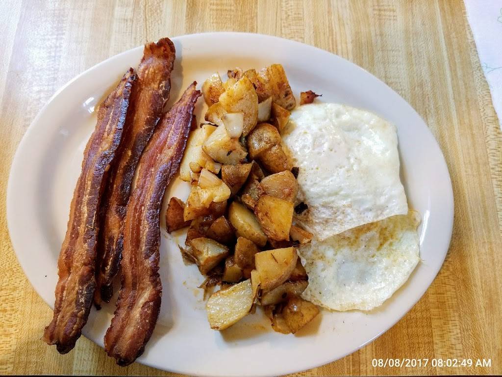 Sunburst Restaurant | restaurant | 484 Main St, Fiskdale, MA 01518, USA | 5088687438 OR +1 508-868-7438