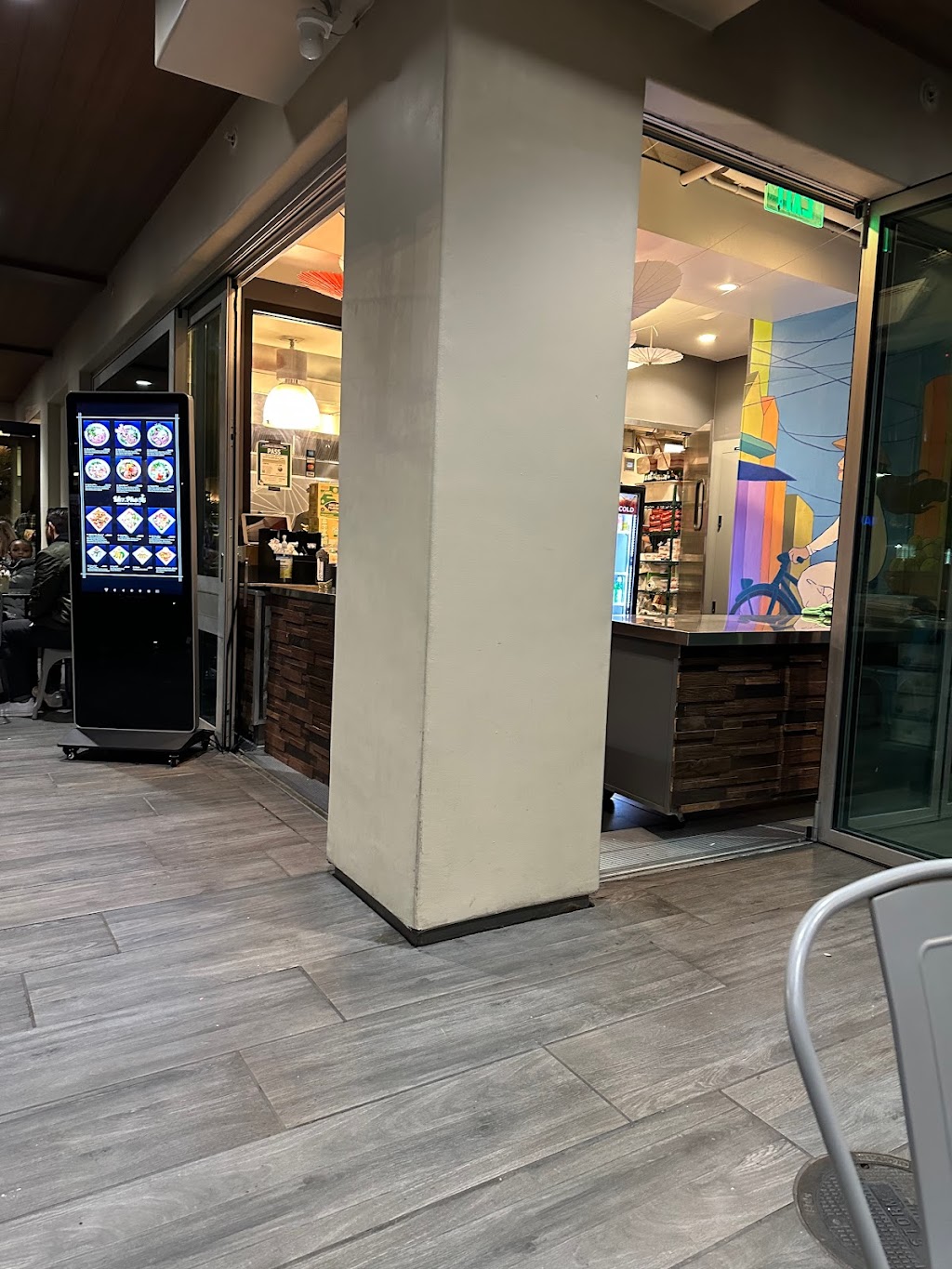 Mrs. Pho | restaurant | PV32, 2045 Diamond Blvd, Concord, CA 94520, USA | 9253751422 OR +1 925-375-1422