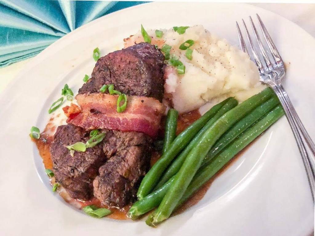 The Tarratine | restaurant | 81 Park St, Bangor, ME 04401, USA | 2079924090 OR +1 207-992-4090