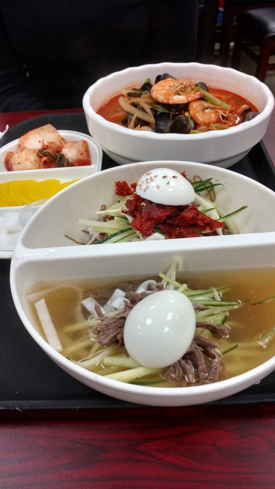 Noodles & Friends | restaurant | 7415 Midlothian Turnpike, Richmond, VA 23225, USA | 8046750103 OR +1 804-675-0103