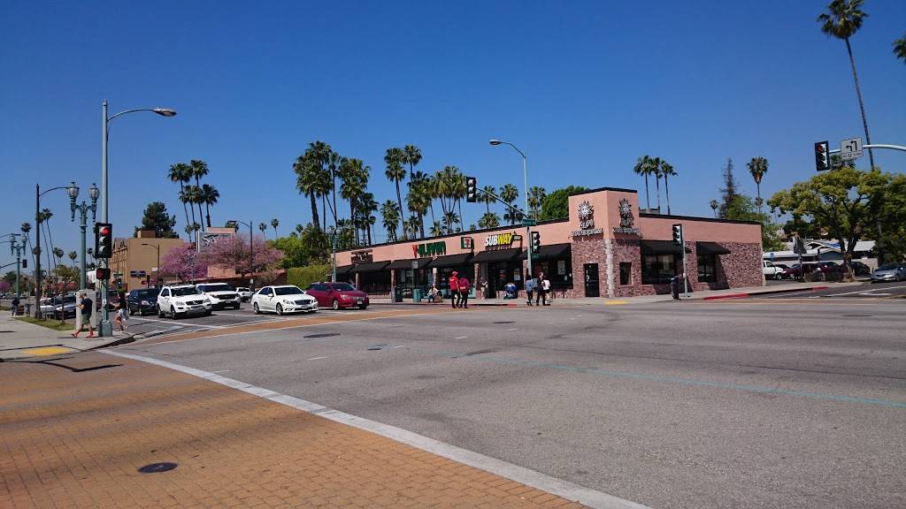 Subway Restaurants | restaurant | 825 E Colorado Blvd, Pasadena, CA 91106, USA | 6264498887 OR +1 626-449-8887