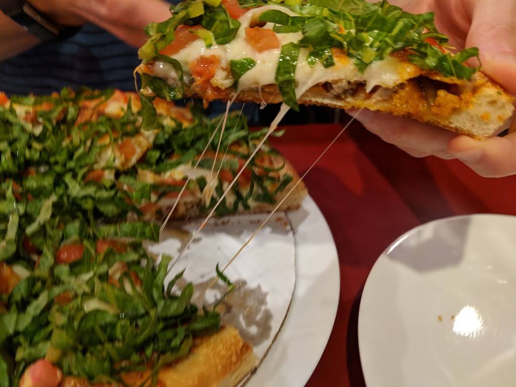 Pizza DAction | meal delivery | 232 Lyman St, Holyoke, MA 01040, USA | 4135325860 OR +1 413-532-5860