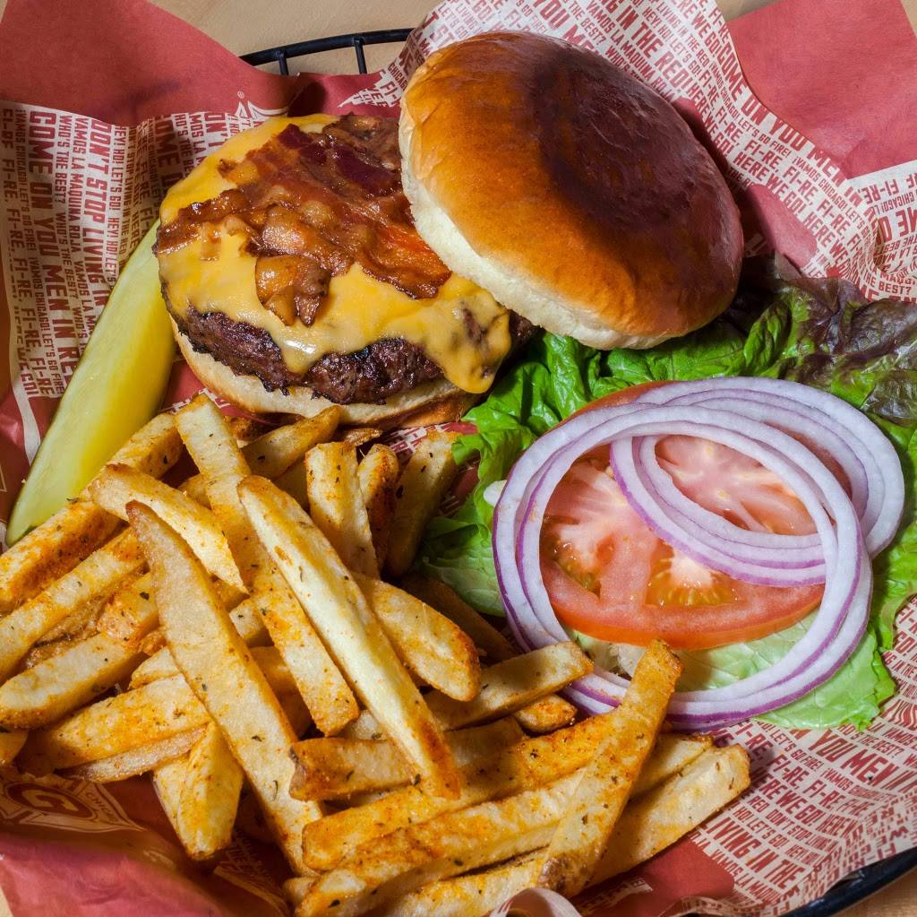 Heineken Pub97 | restaurant | 3626 N Talman Ave, Chicago, IL 60618, USA | 7739441203 OR +1 773-944-1203