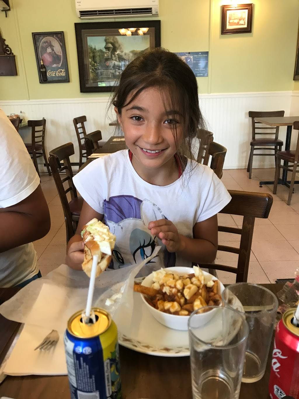 Restaurant LOurs Qui Bouffe | restaurant | 2273 Chemin des Patriotes, Saint-Ours, QC J0G 1P0, Canada | 4507852311 OR +1 450-785-2311