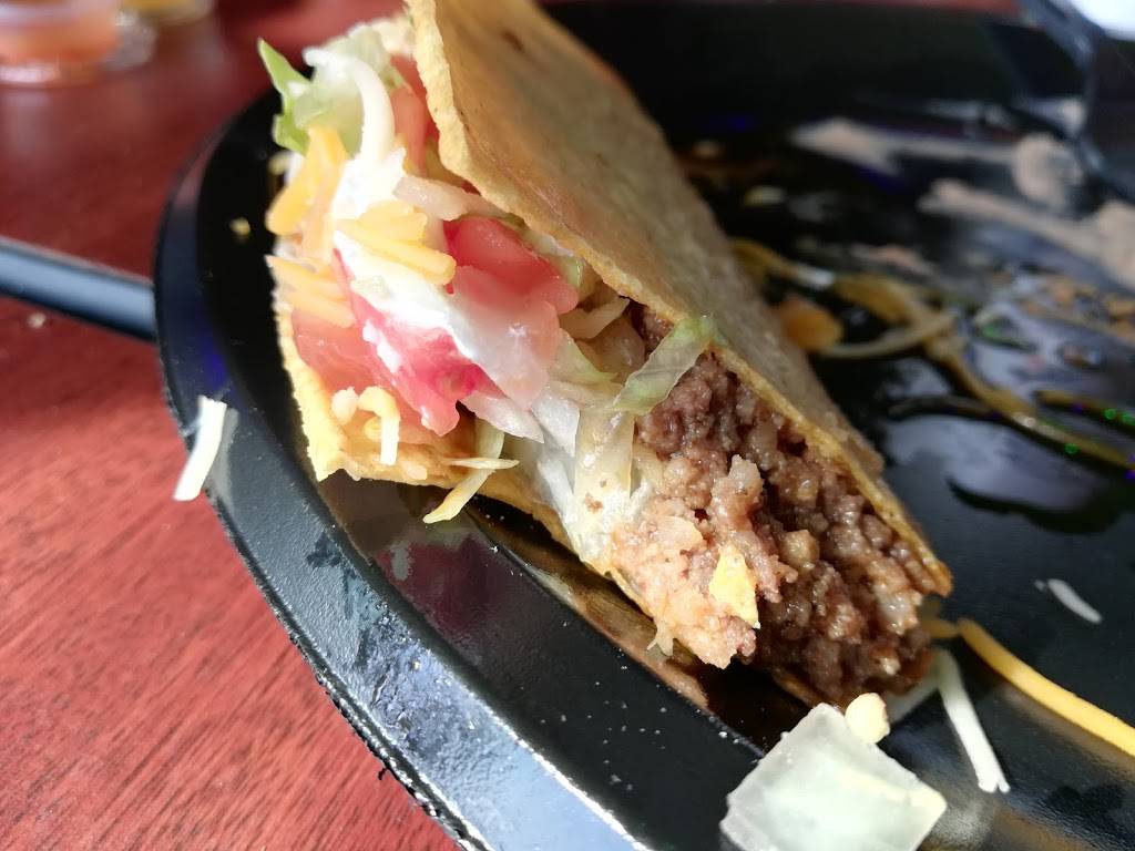 Tijuana Flats | restaurant | 161 Grand Hill Pl, Holly Springs, NC 27540, USA | 9196297558 OR +1 919-629-7558