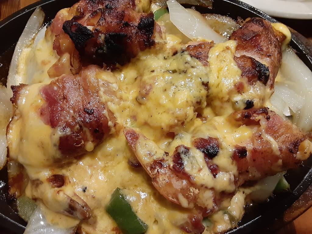 Vallarta Seafood & Grill | restaurant | 1108 W Seminary Dr, Fort Worth, TX 76115, USA | 8179239444 OR +1 817-923-9444