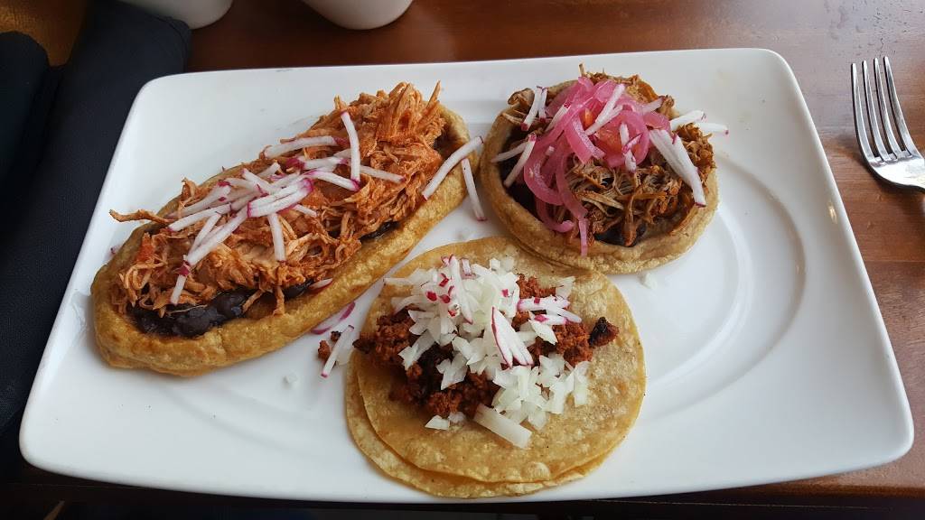 5 Rabanitos Restaurante & Taqueria | restaurant | 1758 W 18th St, Chicago, IL 60608, USA | 3122852710 OR +1 312-285-2710