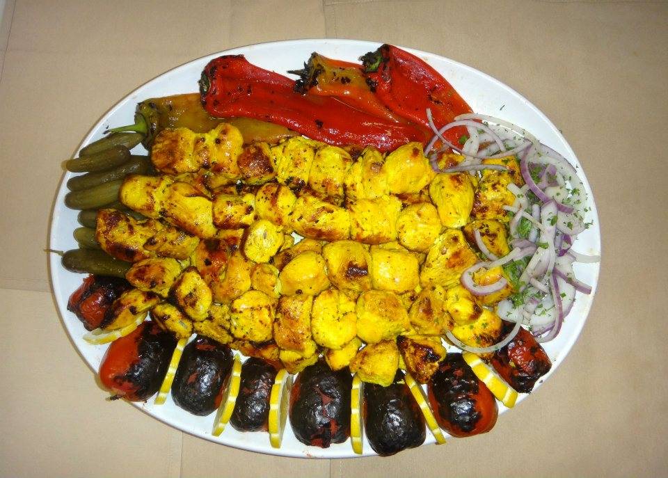 Dianas Restaurant | restaurant | 3218, 3050 W Shaw Ave # 106, Fresno, CA 93711, USA | 5592779500 OR +1 559-277-9500