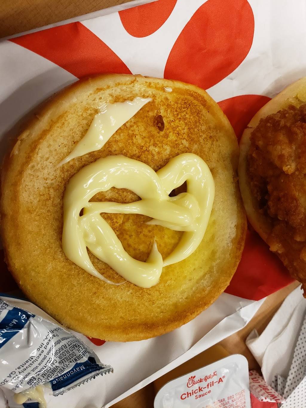 Chick-fil-A | restaurant | 384 Southpark Cir Spc B-10, Colonial Heights, VA 23834, USA | 8045204785 OR +1 804-520-4785