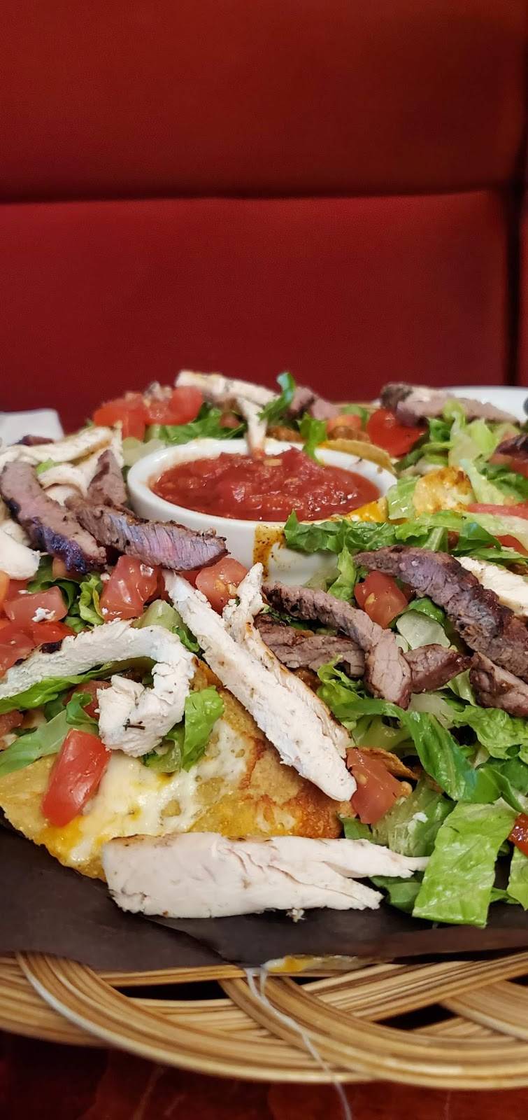 The Feathery Pub | restaurant | 420 Vansickle Rd, St. Catharines, ON L2R 6P9, Canada | 9056873553 OR +1 905-687-3553