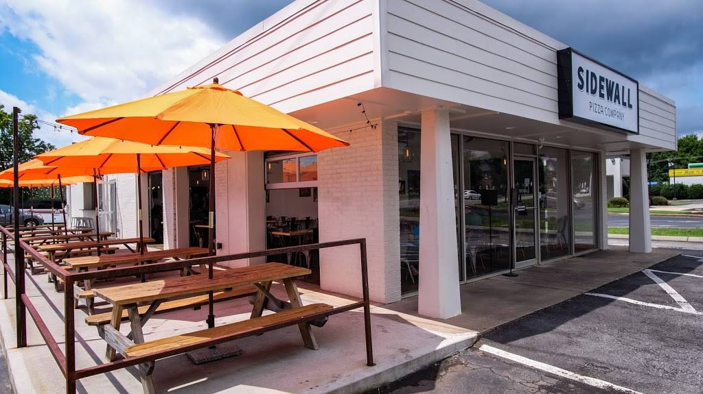 Sidewall Pizza Company | restaurant | 3598 Pelham Rd, Greenville, SC 29615, USA | 8649918748 OR +1 864-991-8748
