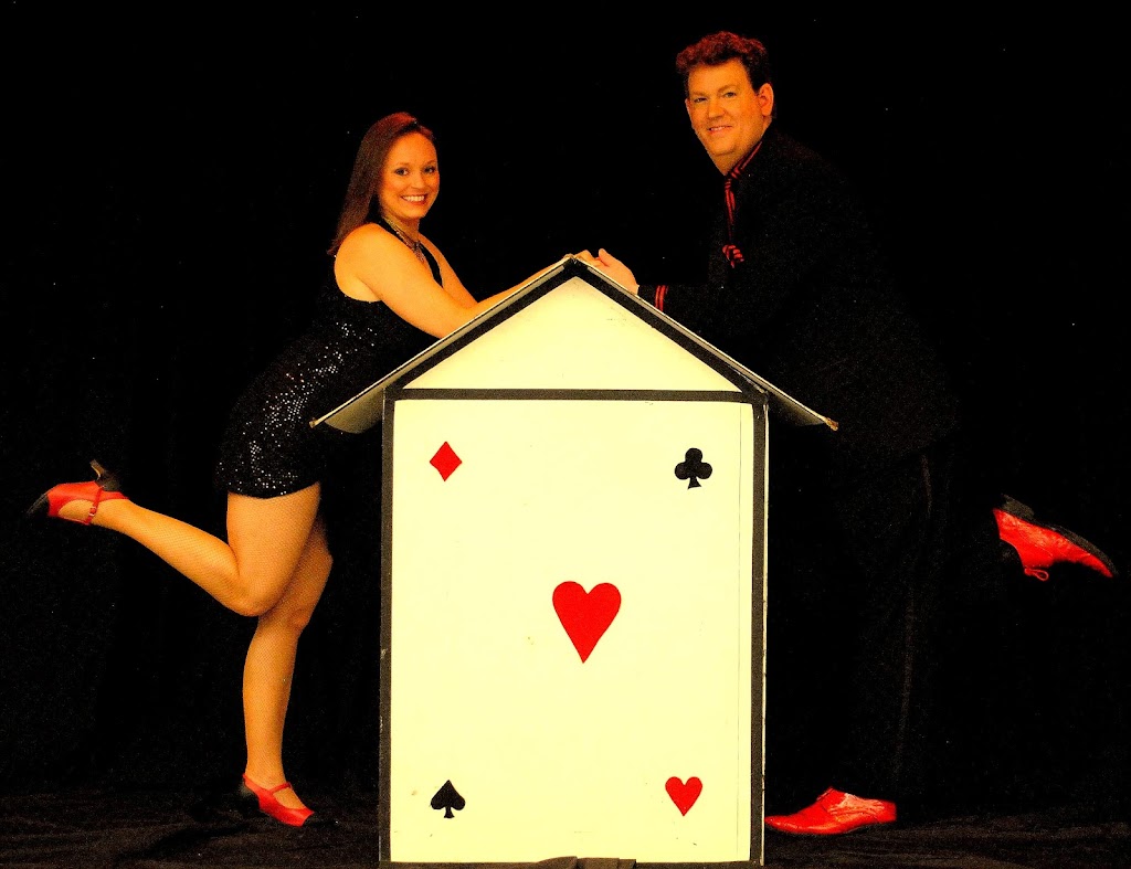 Destin Magic Dinner Theater | restaurant | 950 Gulf Shore Dr, Destin, FL 32541, USA | 8502170542 OR +1 850-217-0542