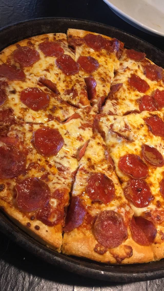 Pizza Hut | restaurant | 1133 N Clinton St, Defiance, OH 43512, USA | 4197828307 OR +1 419-782-8307