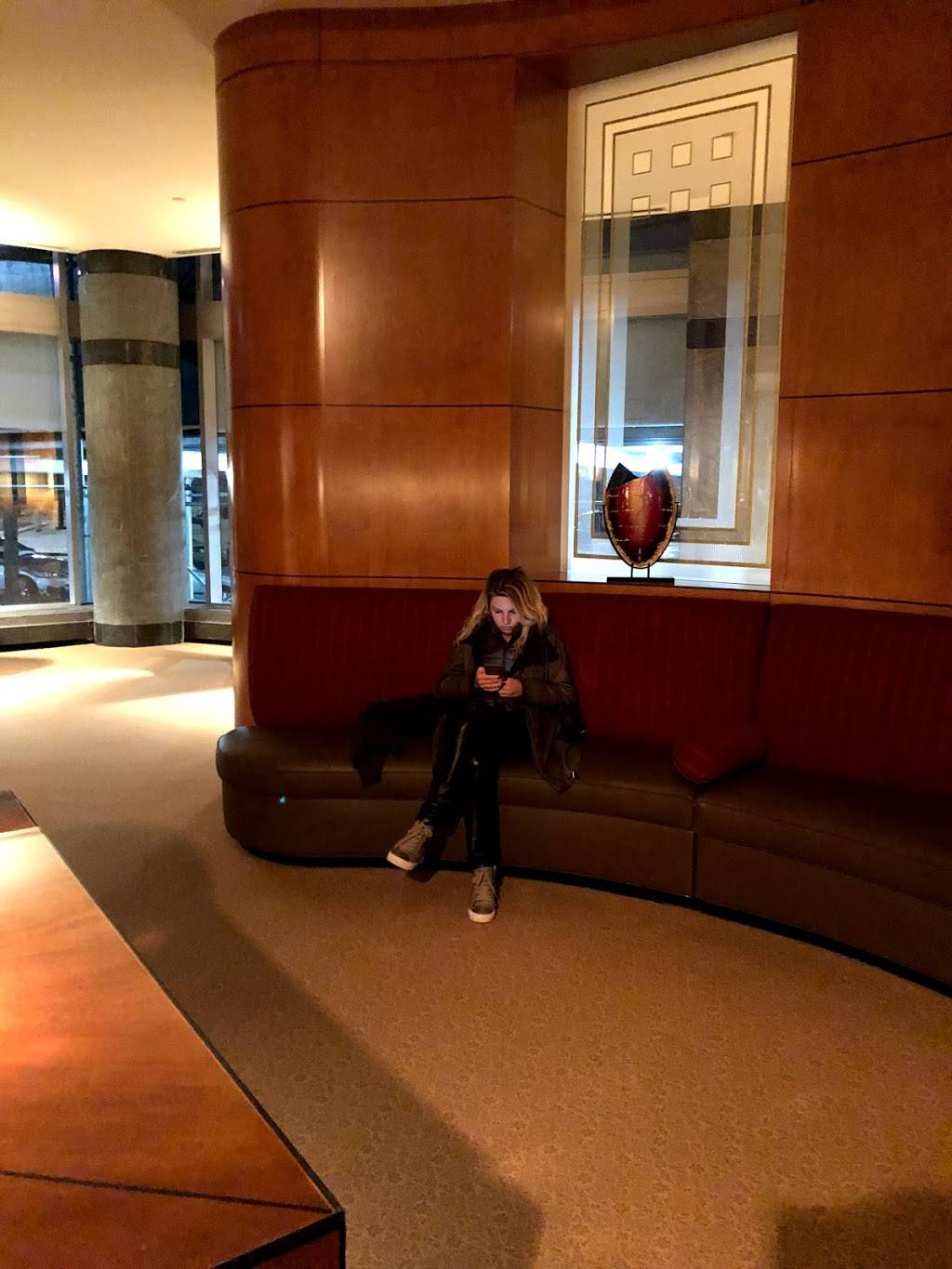 2West | restaurant | 2 West St, New York, NY 10004, USA | 9177902525 OR +1 917-790-2525