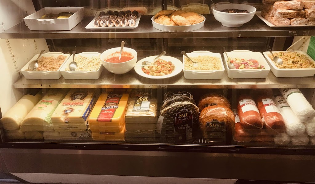 Market 2 Market | restaurant | 116 E Del Ray Ave, Alexandria, VA 22301, USA | 5713123010 OR +1 571-312-3010