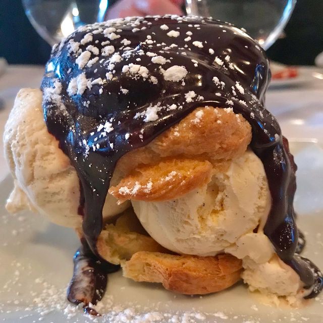 Petit Robert Bistro | restaurant | 02118, 480 Columbus Ave, Boston, MA 02118, USA | 6178670600 OR +1 617-867-0600