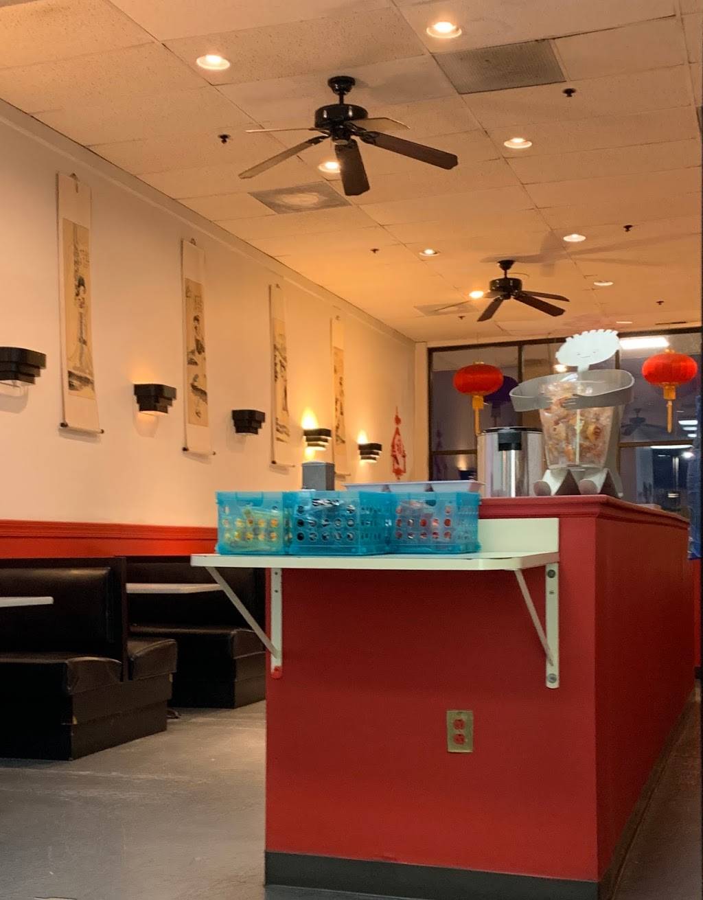 Mi Chongs Kitchen | restaurant | 3100 Tilghman St, Allentown, PA 18104, USA | 6108209555 OR +1 610-820-9555