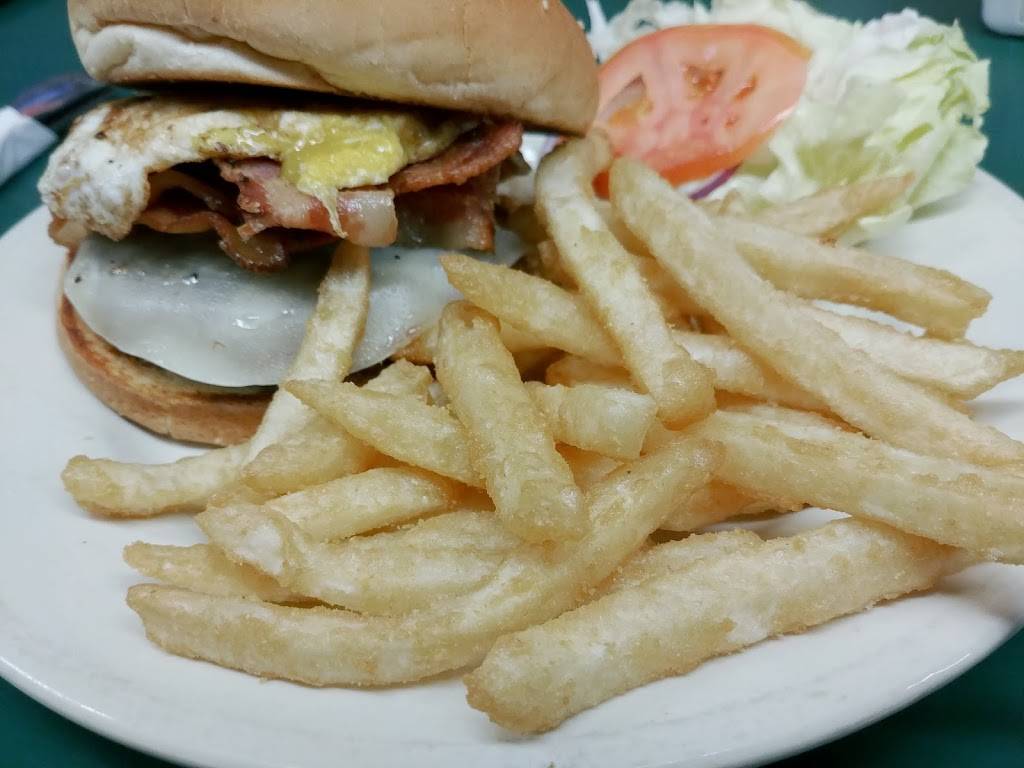 Al Macs Diner | restaurant | 135 President Ave, Fall River, MA 02720, USA | 5085670242 OR +1 508-567-0242