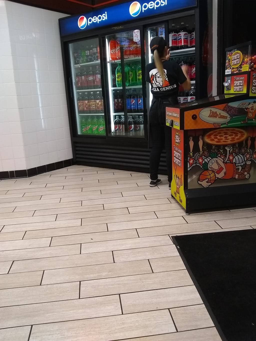 Little Caesars Pizza | meal takeaway | 2575 Geer Rd, Turlock, CA 95382, USA | 2096342226 OR +1 209-634-2226