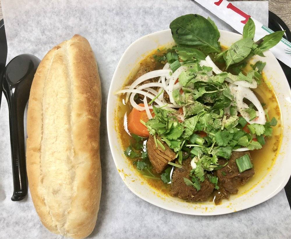 Urban banh mi & bowls | cafe | 874 W Lincoln Ave, Anaheim, CA 92805, USA | 6572083493 OR +1 657-208-3493