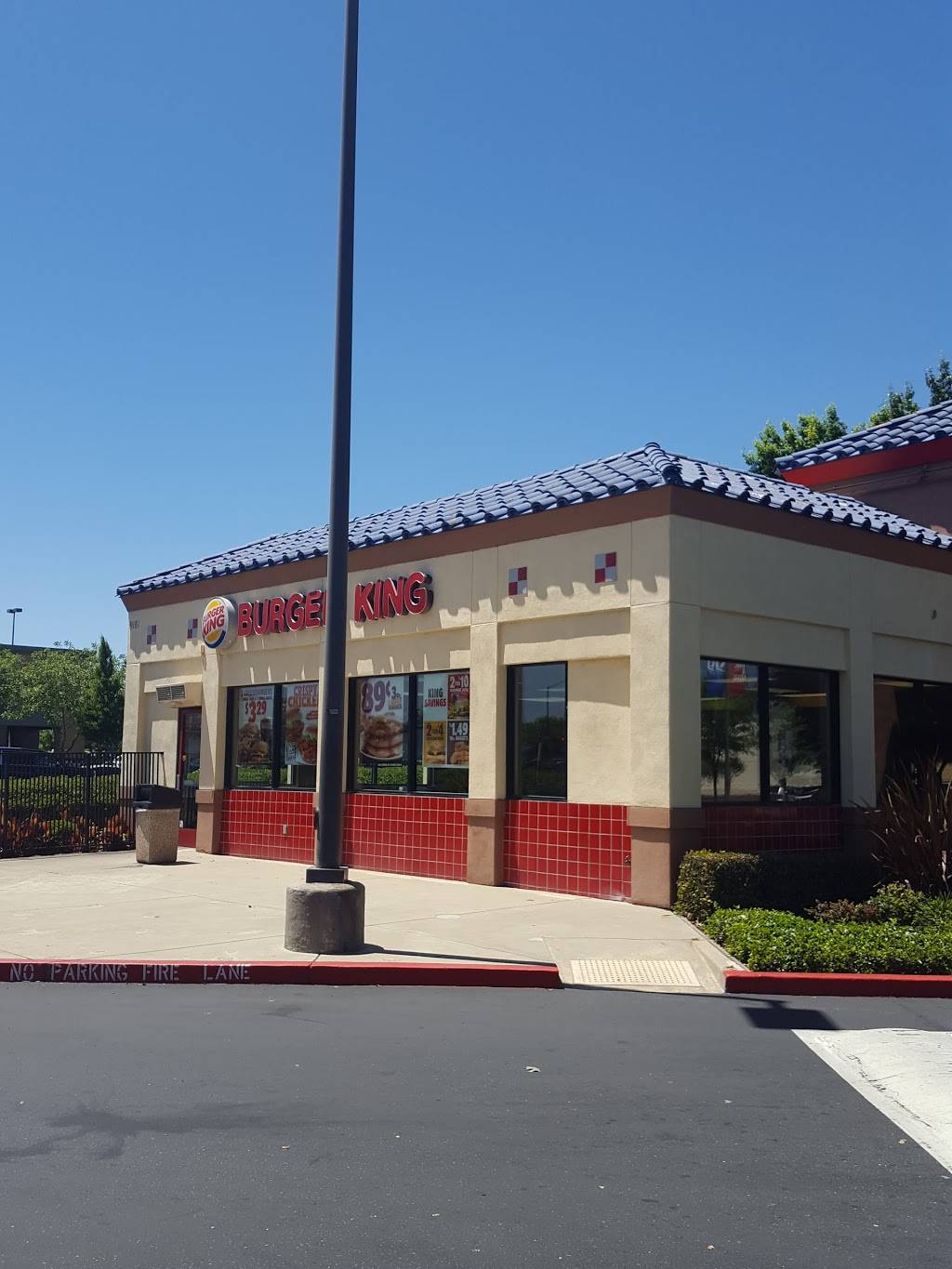 Burger King | restaurant | 9181 E Stockton Blvd, Elk Grove, CA 95624, USA | 9166859620 OR +1 916-685-9620