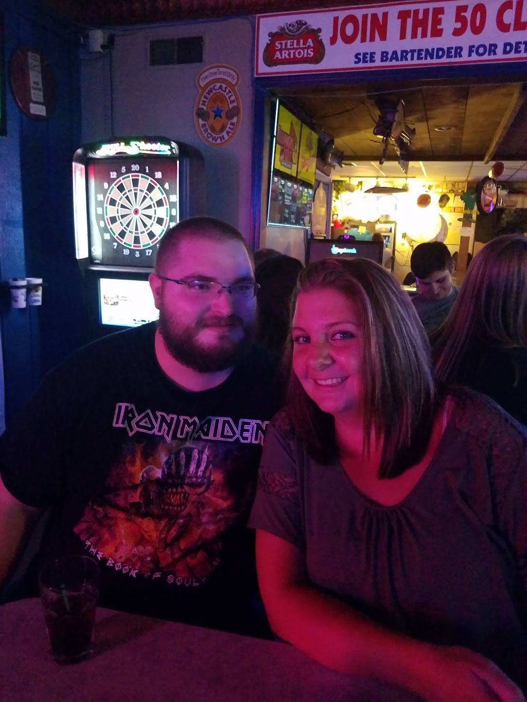 Lunkers | restaurant | 104 S Linden St, Normal, IL 61761, USA | 3094513474 OR +1 309-451-3474