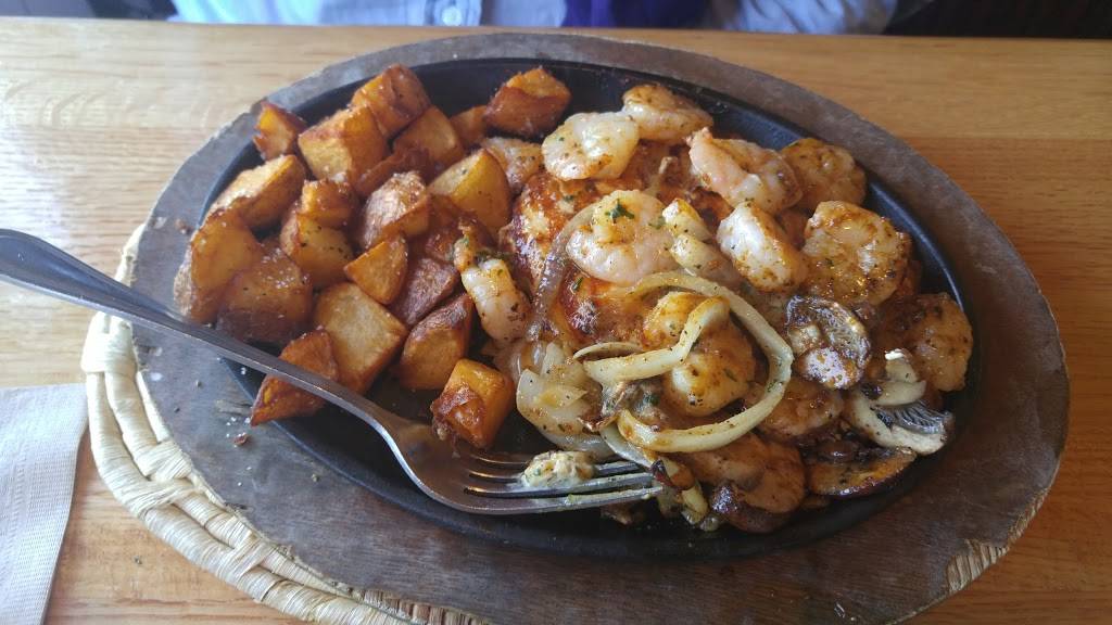 Applebees Grill + Bar | restaurant | 1753 S Robert St, West St Paul, MN 55118, USA | 6514570530 OR +1 651-457-0530