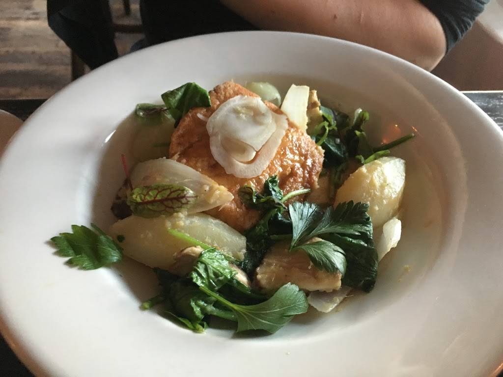 Garage Grill and Fuel Bar | restaurant | 202 W Main St, Northville, MI 48167, USA | 2489243367 OR +1 248-924-3367