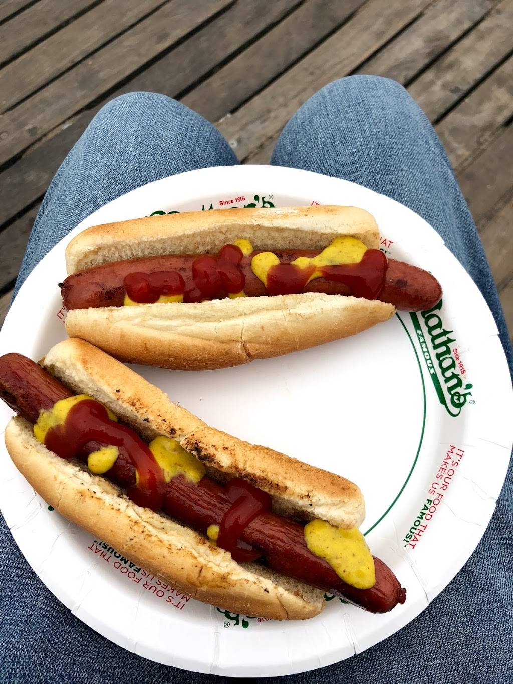 Nathans Famous | restaurant | 1205 Riegelmann Boardwalk, Brooklyn, NY 11224, USA | 7189751905 OR +1 718-975-1905