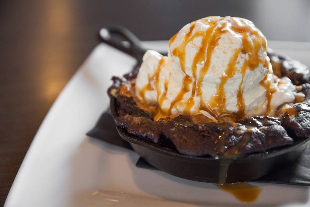 Roots Eatery and Pub | restaurant | 114 N Range St, Wolcott, IN 47995, USA | 2197470051 OR +1 219-747-0051