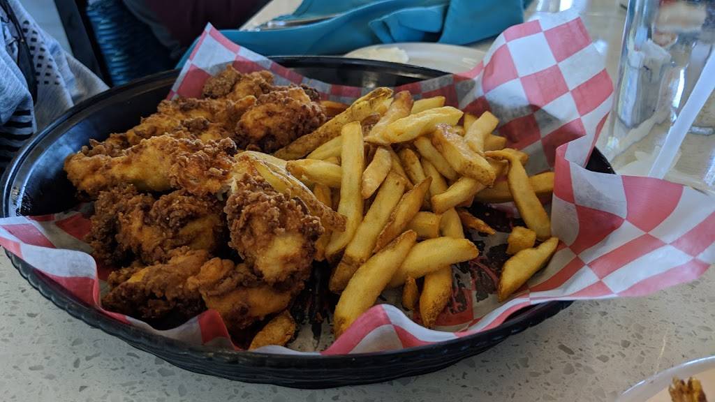 Blue Heron Restaurant | restaurant | Ardmore, OK 73401, USA | 5802236600 OR +1 580-223-6600