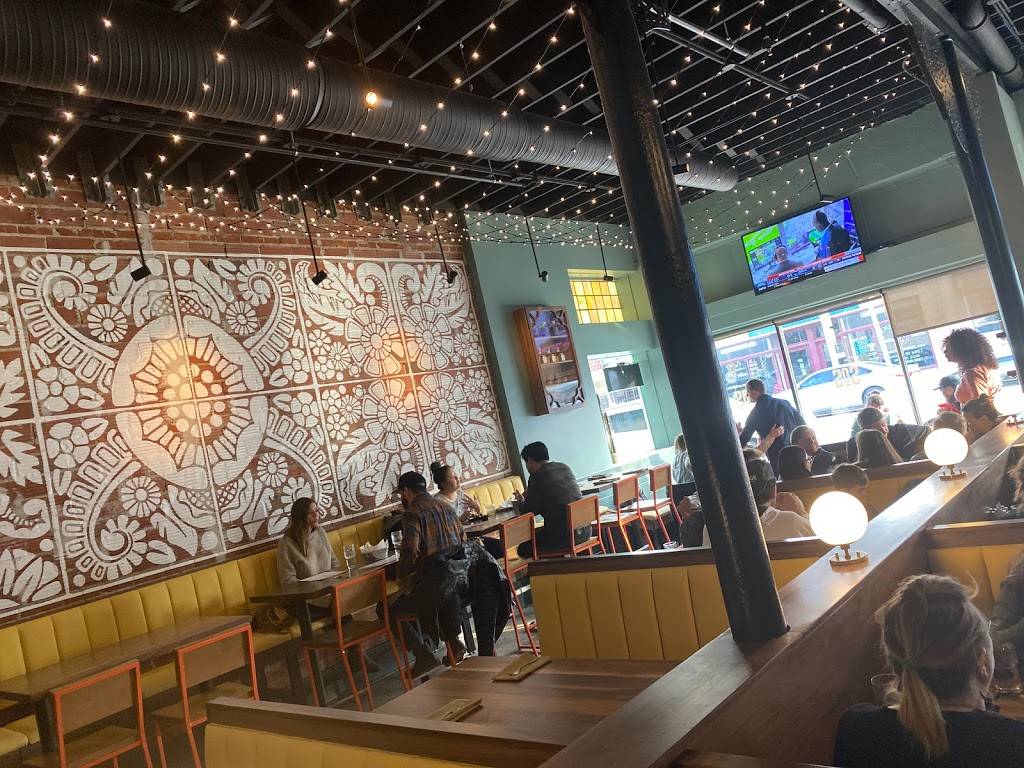 South of Summit Taqueria & Tequila | restaurant | 516 W 75th St, Kansas City, MO 64114, USA | 8164918001 OR +1 816-491-8001