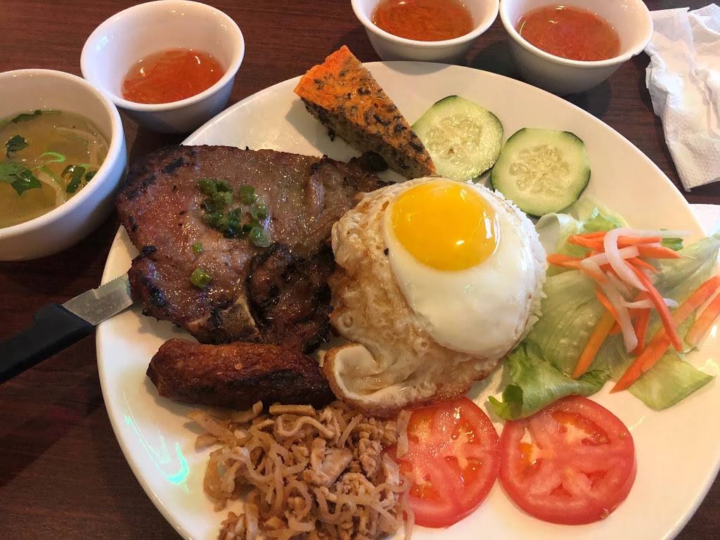 Pho Thien Vietnamese Kitchen | restaurant | 931 W 75th St #177, Naperville, IL 60565, USA | 6304455155 OR +1 630-445-5155