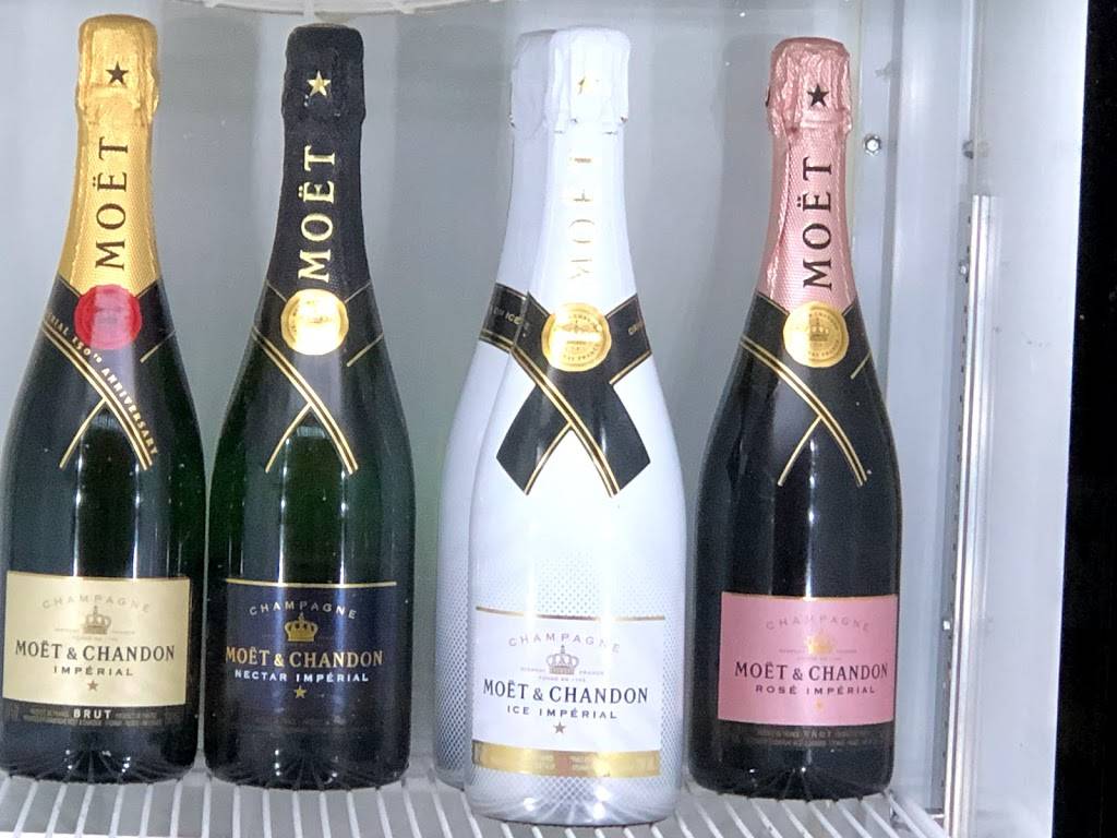 El Panal Lounge | restaurant | 97 Lonsdale Ave, Pawtucket, RI 02860, USA | 4017252959 OR +1 401-725-2959