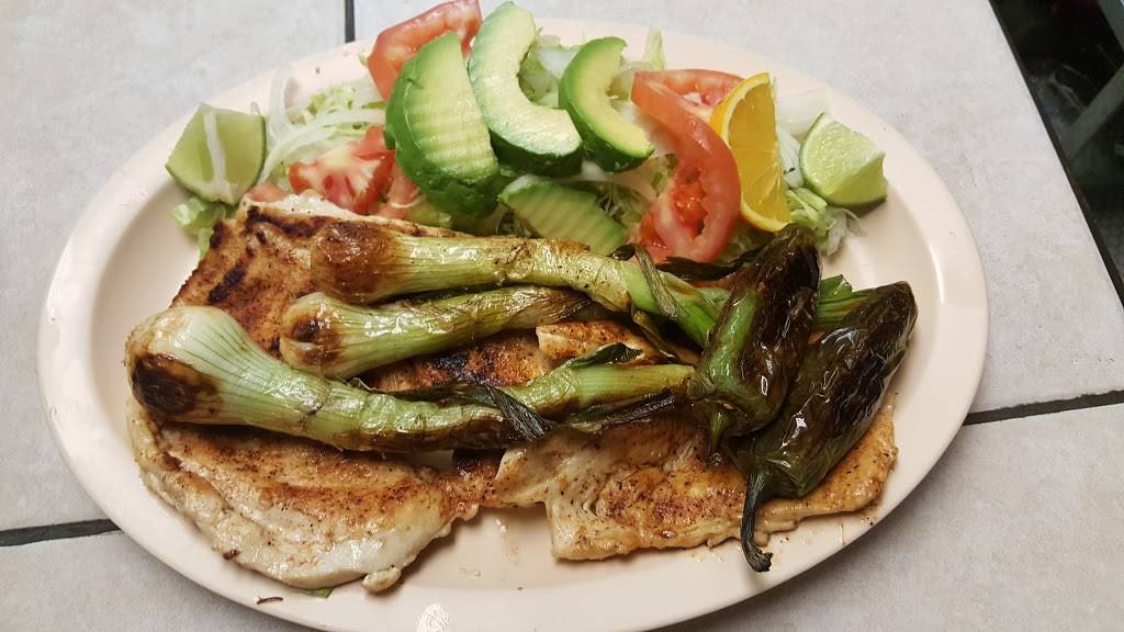 La Cabana De Don Luis | restaurant | 5157 N Lincoln Ave, Chicago, IL 60625, USA | 7732715176 OR +1 773-271-5176