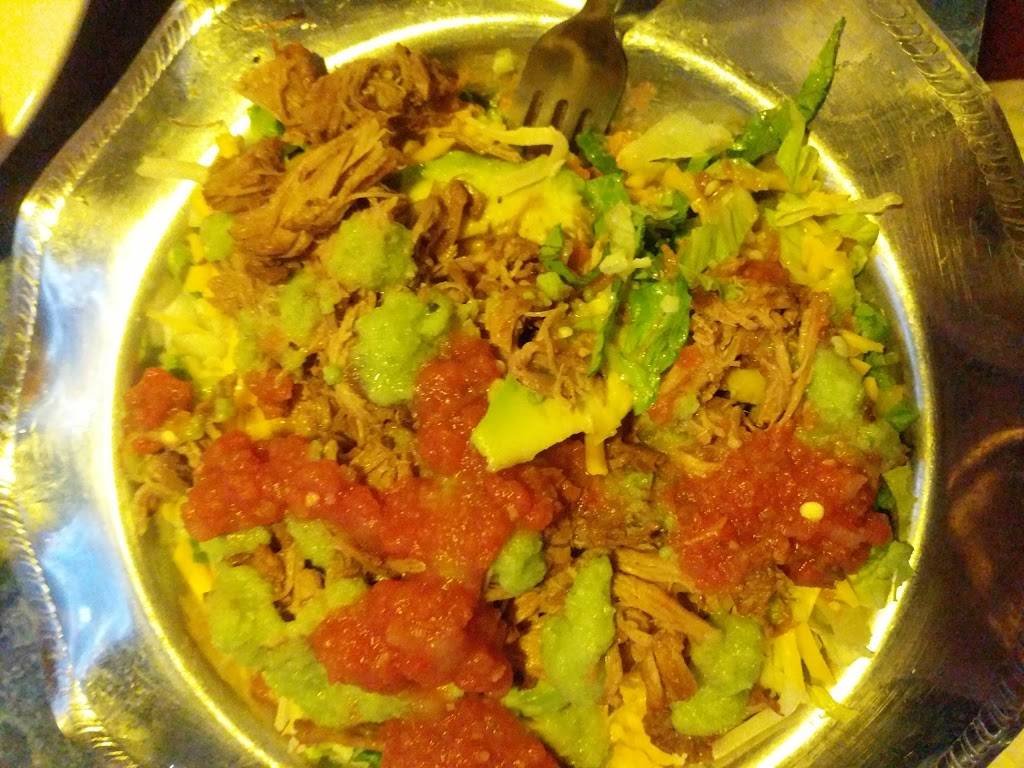 The Tav | restaurant | 22034 N 19th Ave, Phoenix, AZ 85027, USA | 6235801282 OR +1 623-580-1282