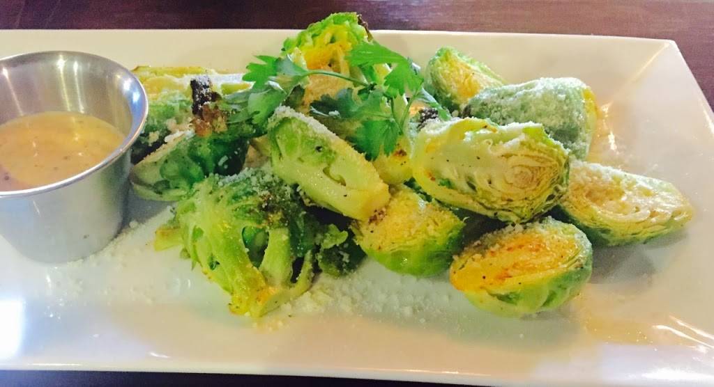 D Street Steakhouse | restaurant | 113 D St, Davis, CA 95616, USA | 5302315346 OR +1 530-231-5346