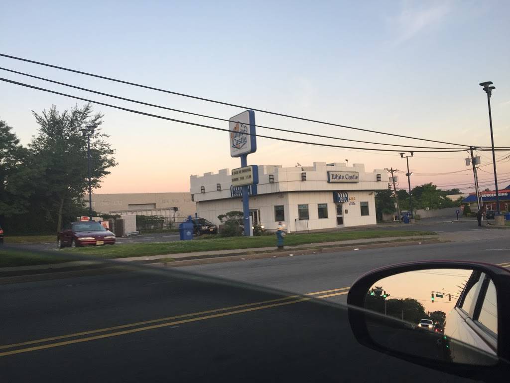 White Castle | restaurant | 480 Lyons Ave, Irvington, NJ 07111, USA | 9732820913 OR +1 973-282-0913