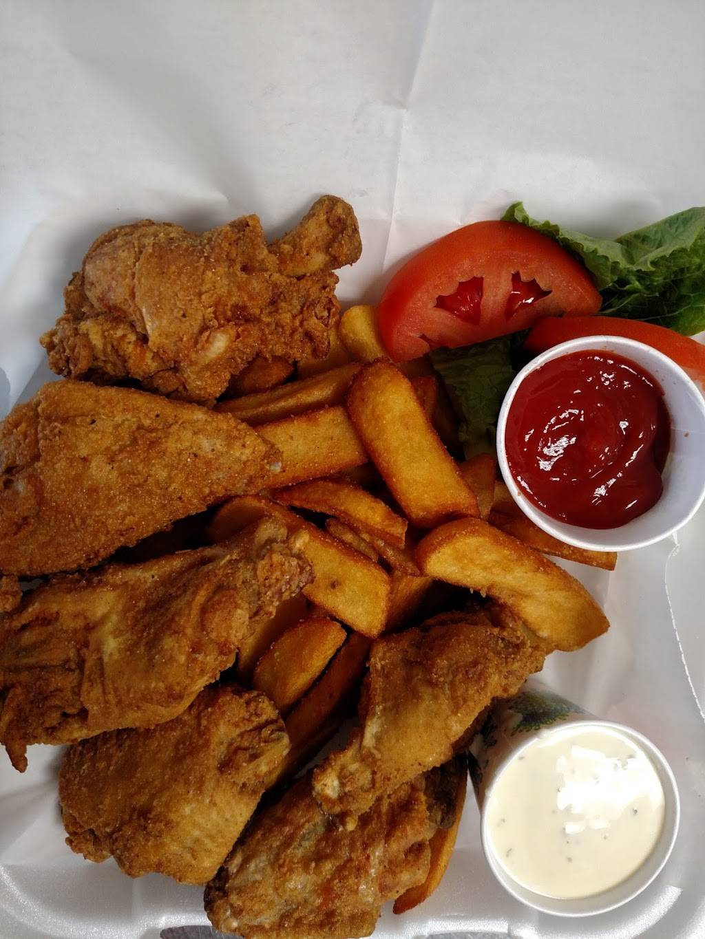 Crisp Cafe at Twin Valley | restaurant | 2305 Country Club Rd, Wadesboro, NC 28170, USA | 7046942336 OR +1 704-694-2336