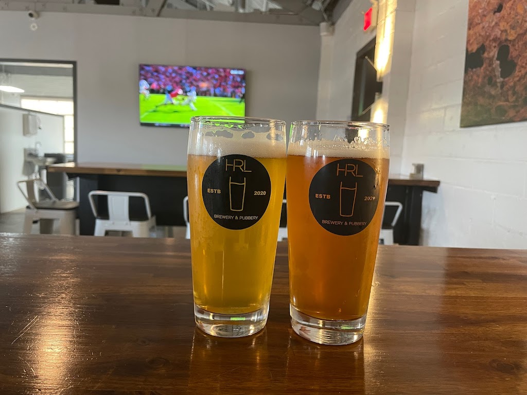 HRL Brewery & Pubbery | restaurant | 1100 N Central Ave, Medford, OR 97501, USA | 5414996373 OR +1 541-499-6373