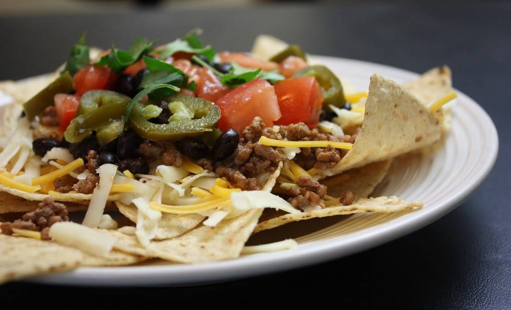 Harolds Place Chickee Bar And Grill | restaurant | 2555 Tamiami Trail N, Naples, FL 34103, USA | 2392637254 OR +1 239-263-7254