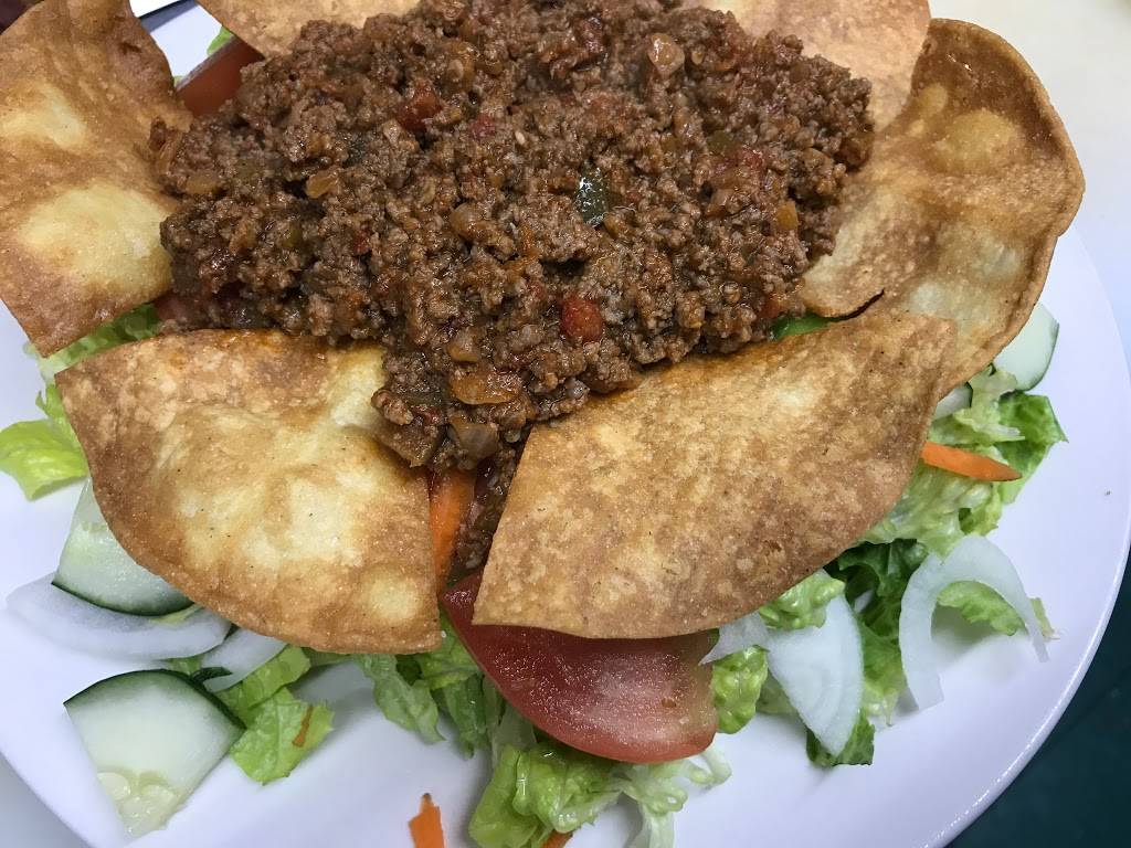 Palmas Diner | restaurant | 100 Stafford Ave, Bristol, CT 06010, USA | 8605838131 OR +1 860-583-8131