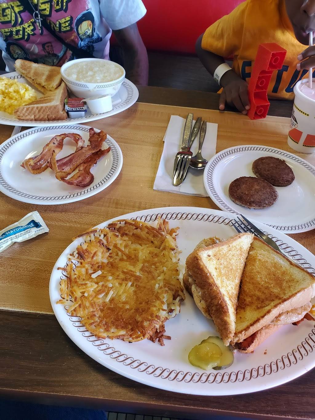 Waffle House | restaurant | 5991 W Irlo Bronson Memorial Hwy, Kissimmee, FL 34747, USA | 4073968422 OR +1 407-396-8422