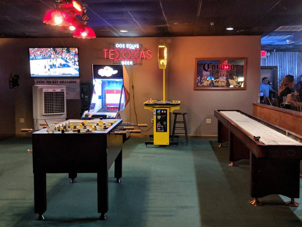 P.O.E.T.S. Billiards & Bar | restaurant | 1637 Texas Avenue South, College Station, TX 77840, USA | 9796963351 OR +1 979-696-3351